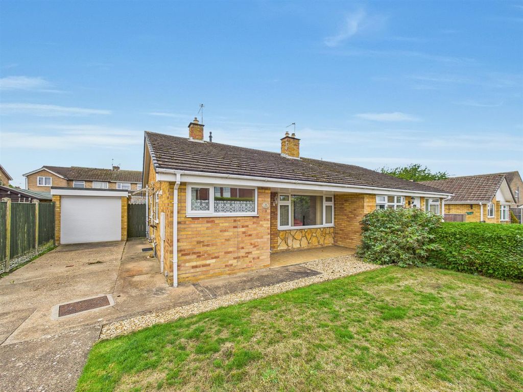 Property photo 1 of 11