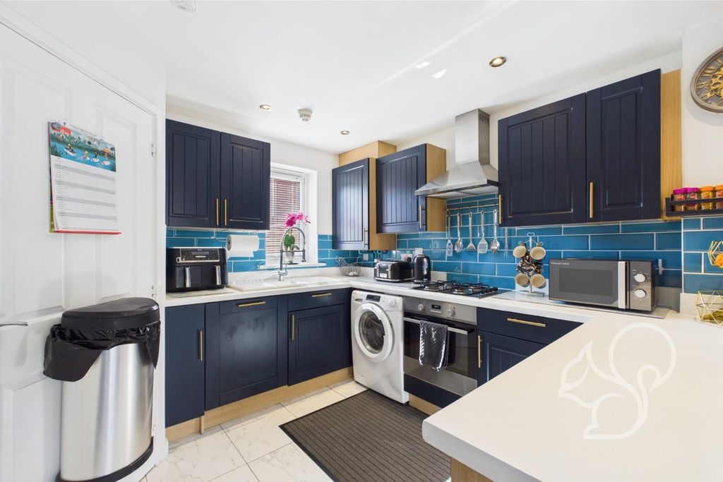 Property photo 2 of 27 Cam01659G0-Pr0453-Still005.Jpg