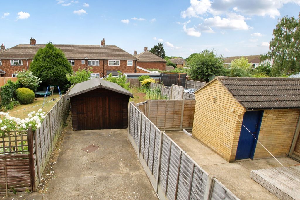 Property photo 2 of 14