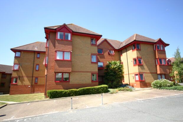 Property photo 1 of 7
