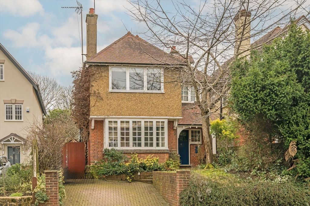 Property photo 1 of 10