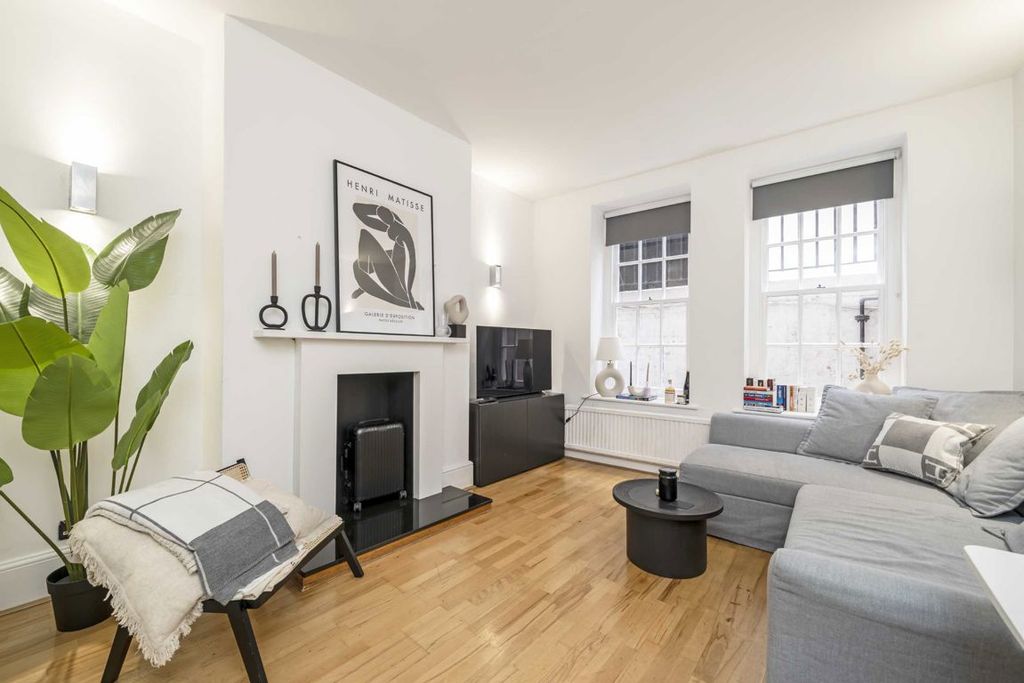 Property photo 2 of 5