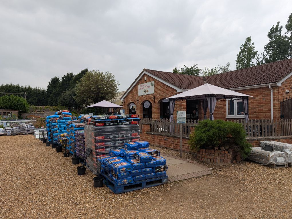 Property photo 1 of 8