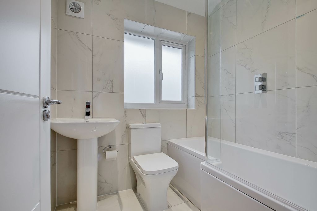 Additional image 9 of 3 bed terraced house for saleElton Avenue, Greenford UB6