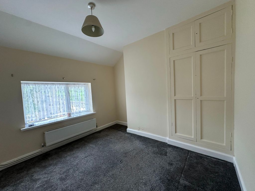 Additional image 10 of 3 bed semi-detached house for sale5 Maes Yr Haf, Llanelli SA15