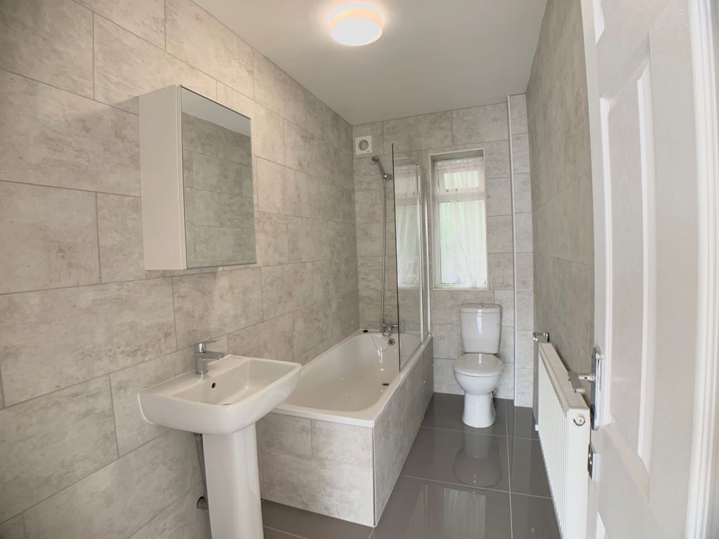 Property photo 3 of 6 Gallery