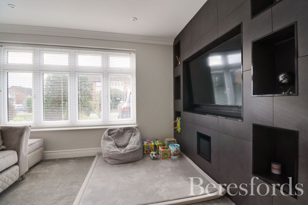 Property photo 3 of 31 Picture 3