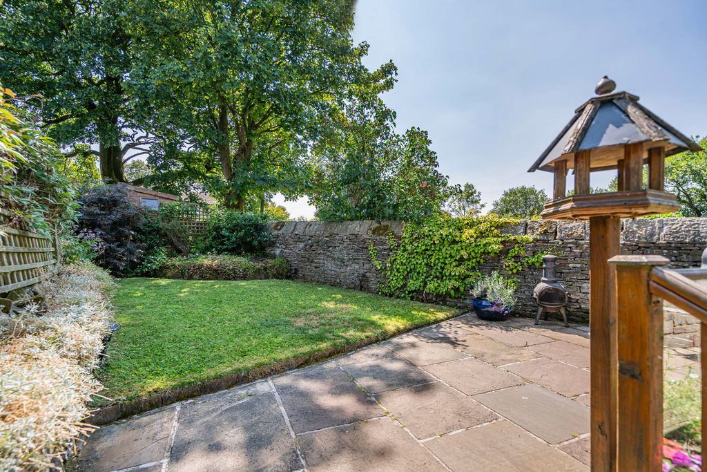 Property photo 3 of 26