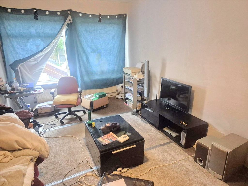 Property photo 2 of 5 Picture No. 09