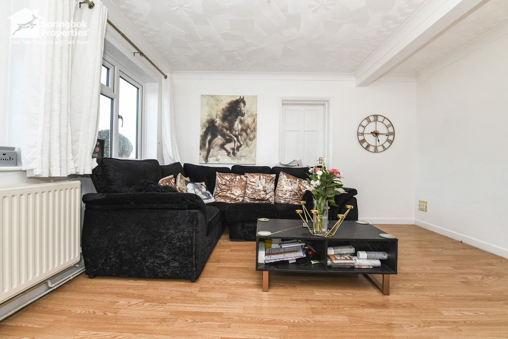 Property photo 2 of 19 Image 1