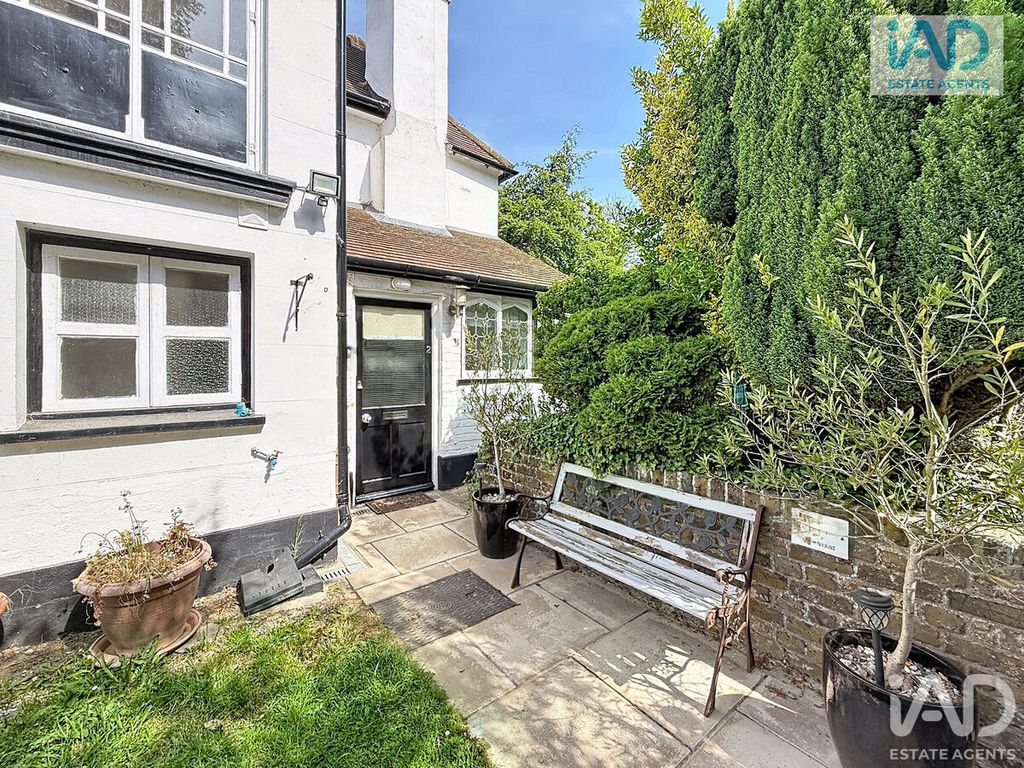Additional image 2 of 3 bed maisonette for saleOld Road, Harlow CM17