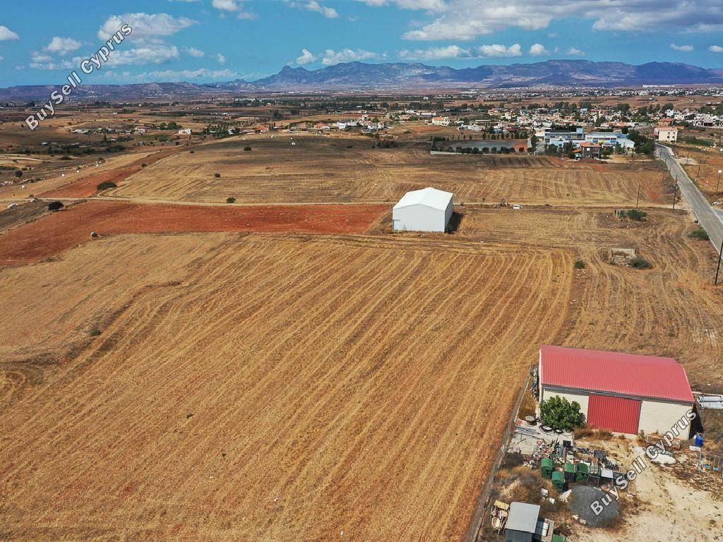 Property photo 3 of 6