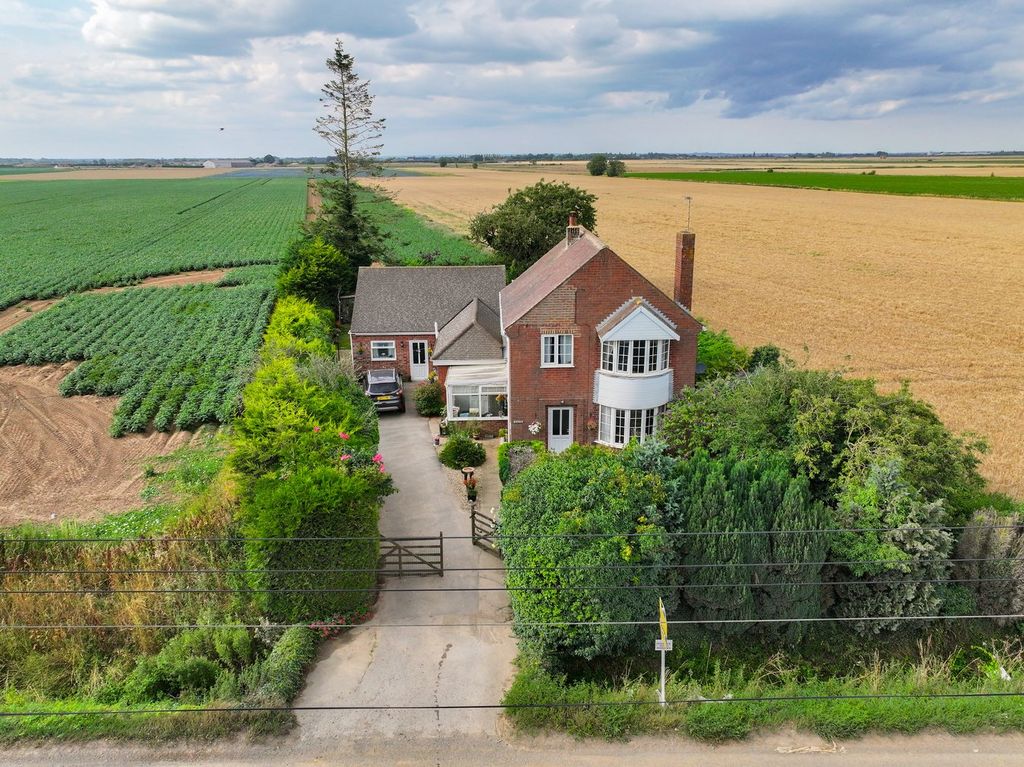 Property photo 1 of 20