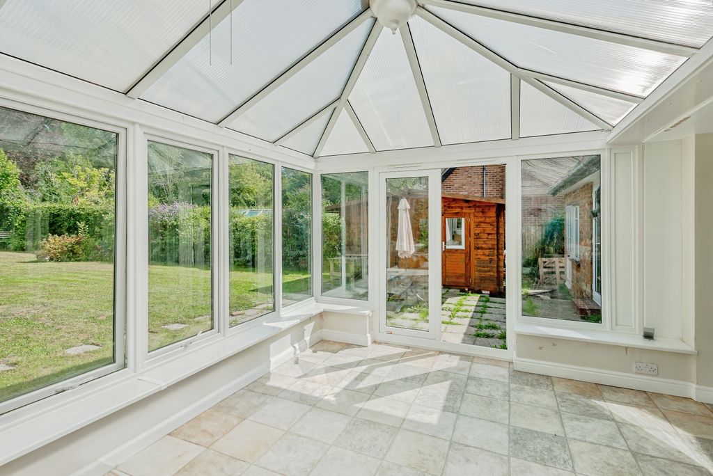 Property photo 3 of 20