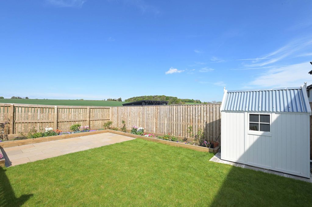 Property photo 3 of 30