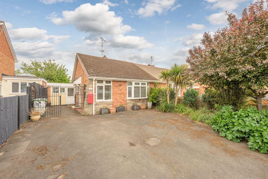 Property photo 1 of 19