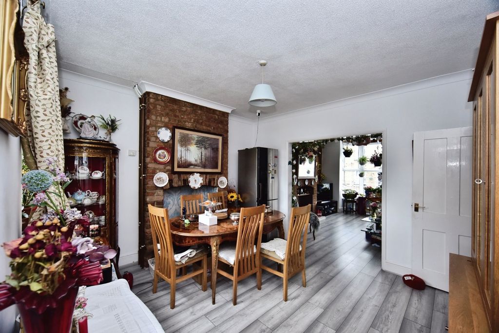 Property photo 1 of 16 Photo