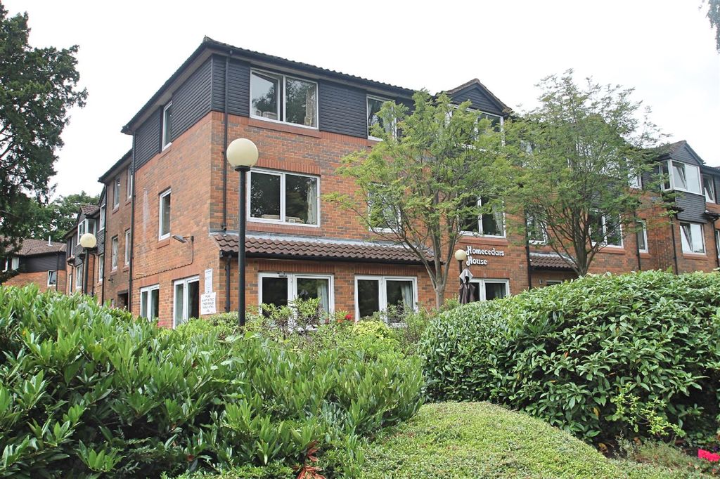 Property photo 1 of 7 External: