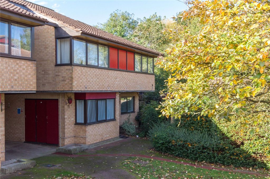 Property photo 1 of 6 Picture No. 10