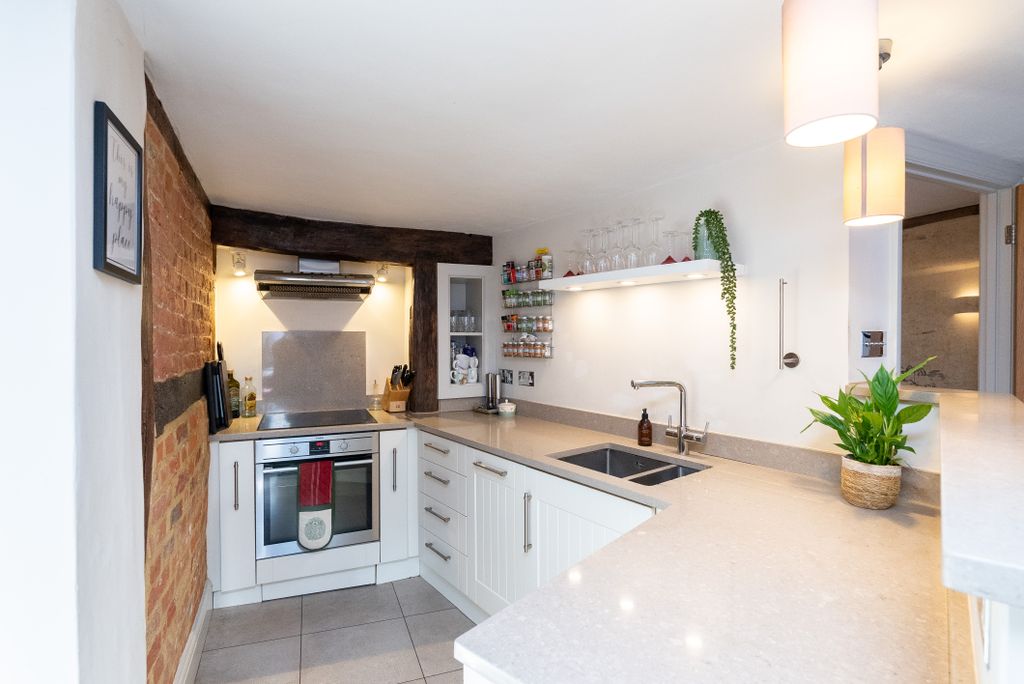 Property photo 3 of 18 Dsc06040