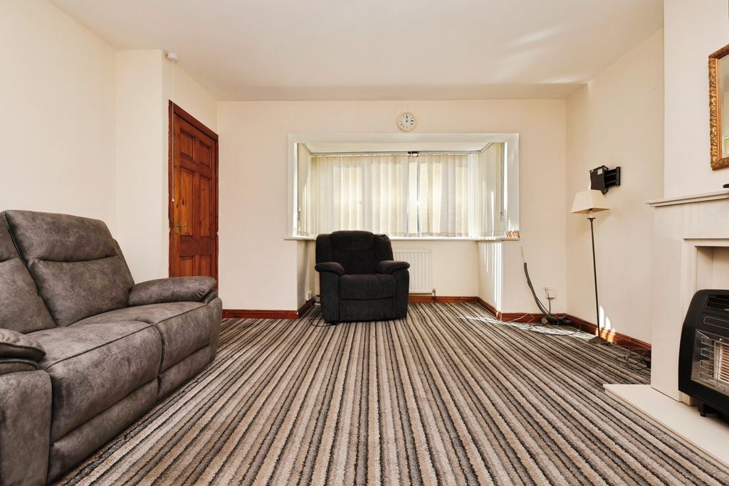 Property photo 2 of 21 Pbox-Img.Jpg