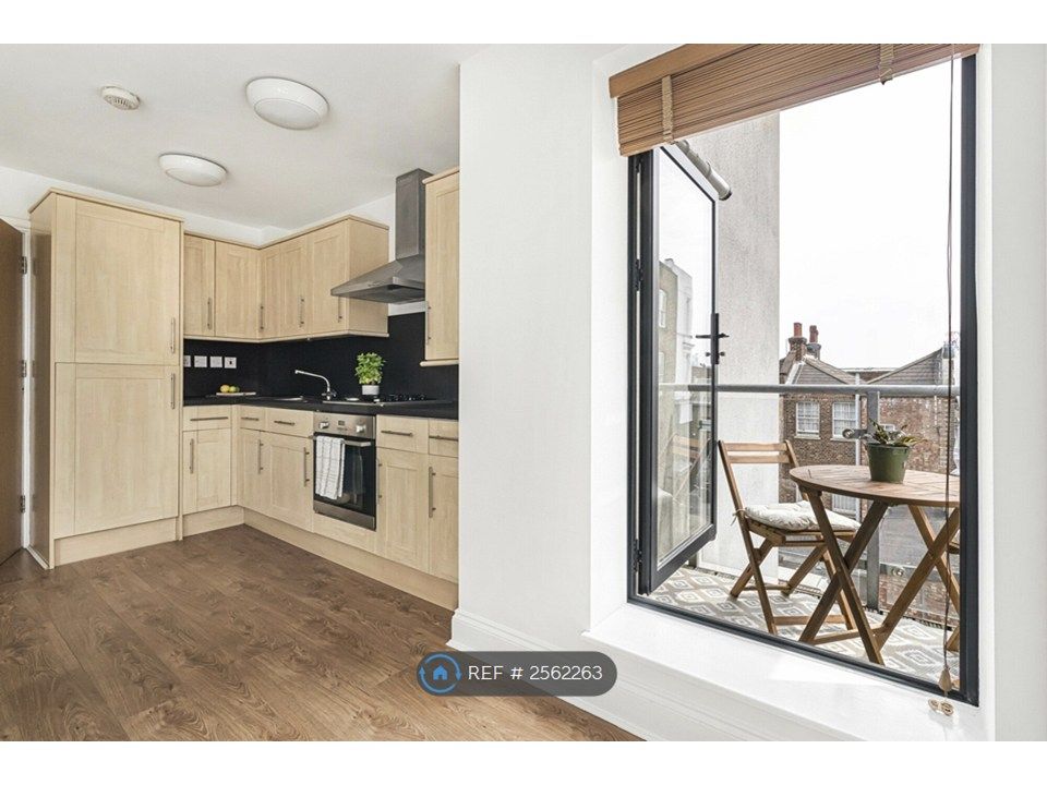 Property photo 2 of 8 Alfresco Dining