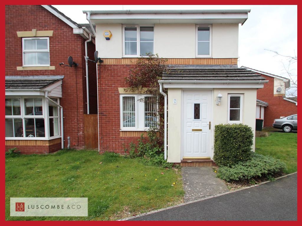 Property photo 1 of 17 External