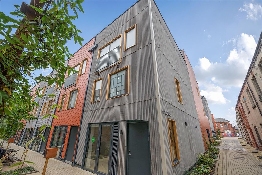 Property photo 1 of 18 1365132-21-68ee5285Ea14d.Jpg