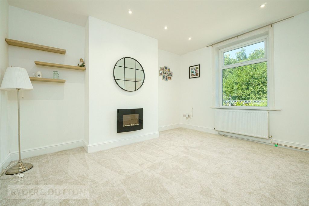Property photo 3 of 15 Living Room
