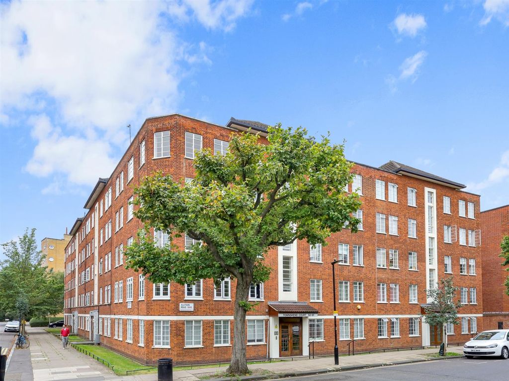 Property photo 2 of 20