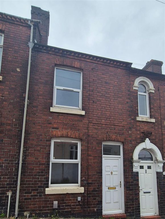 Property photo 1 of 12 External Front