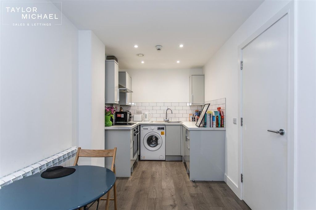Property photo 2 of 12 Kitchen