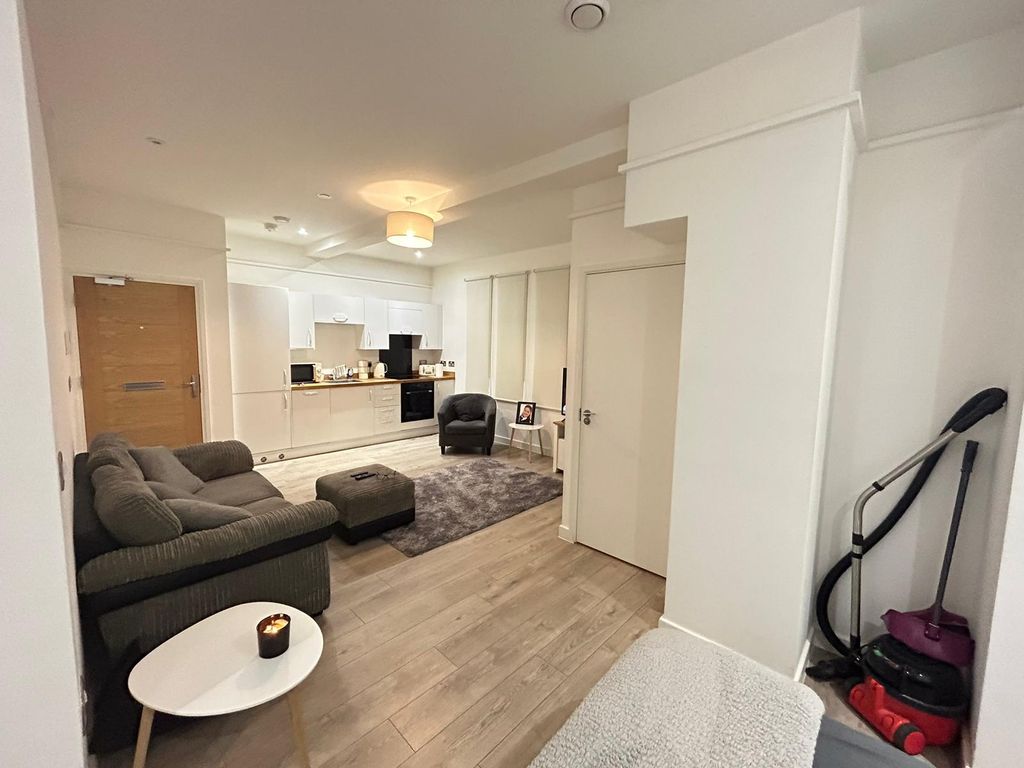 Property photo 2 of 6 Image