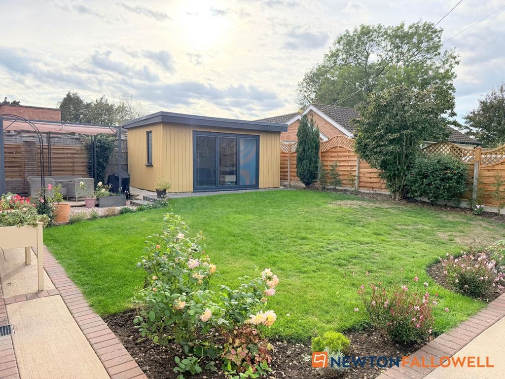 Property photo 3 of 18 Rear Garden