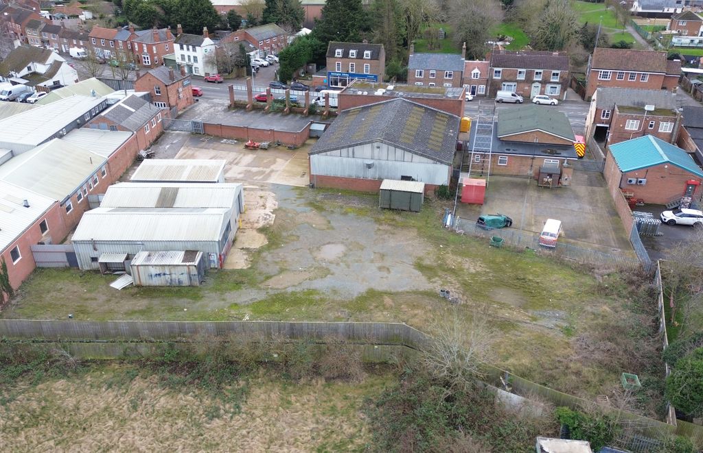 Property photo 3 of 22