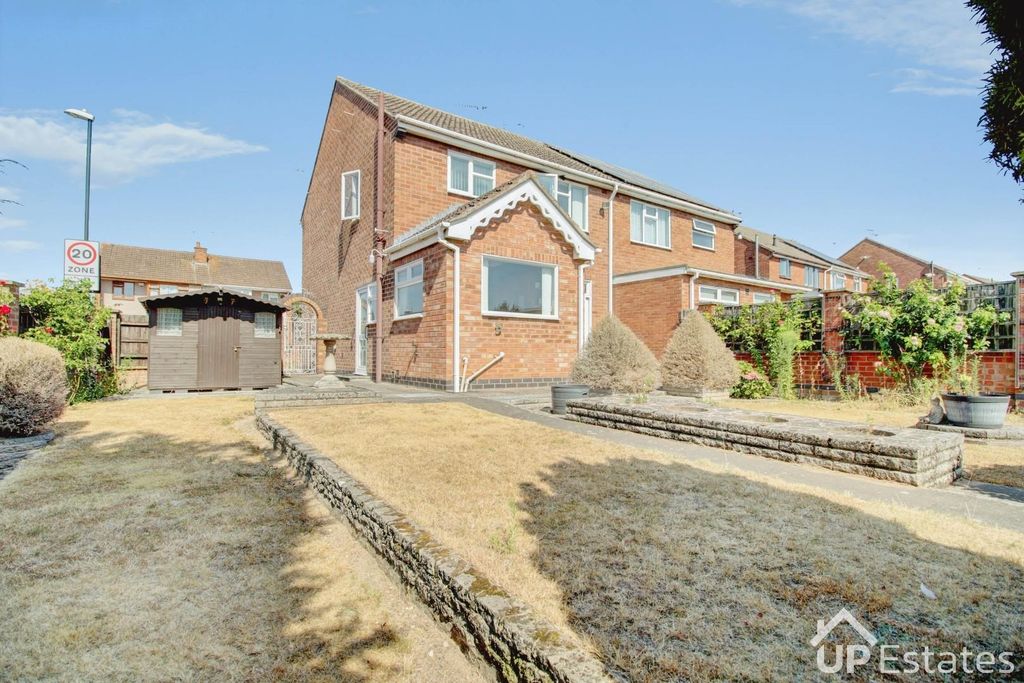 Property photo 3 of 23