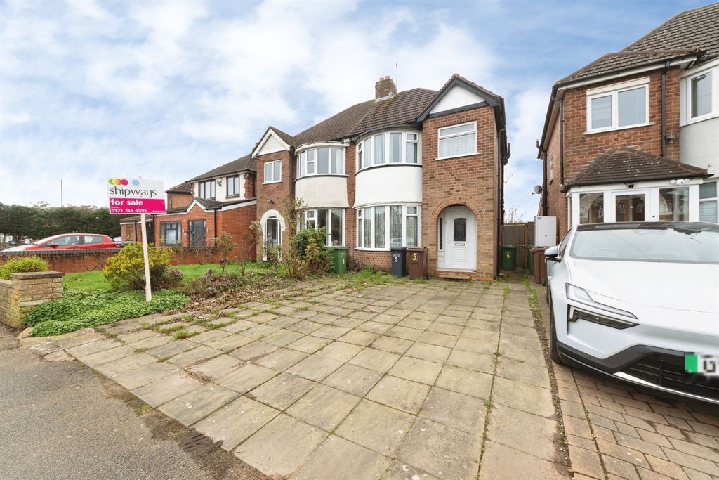 Property photo 2 of 20