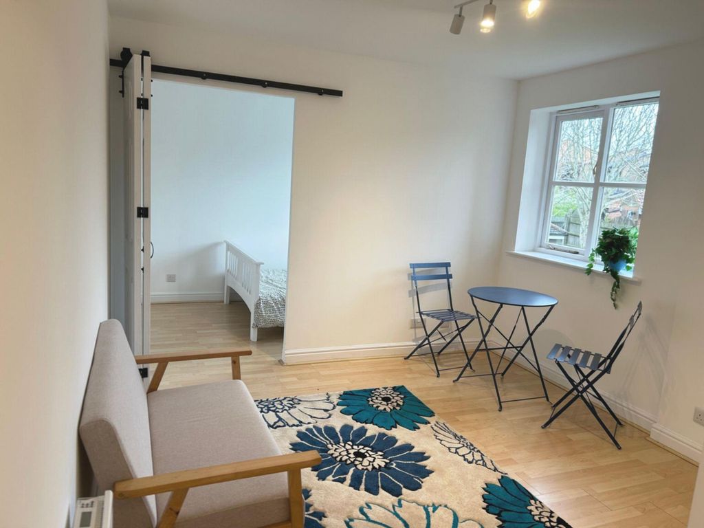 Property photo 3 of 15 Photo 2