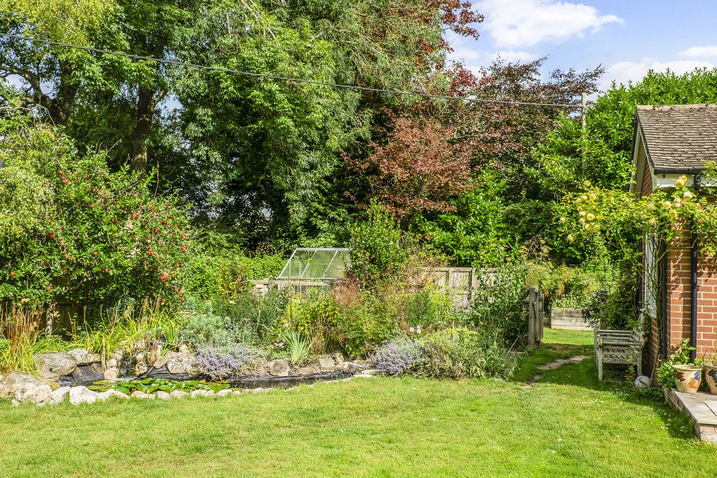 Property photo 3 of 16