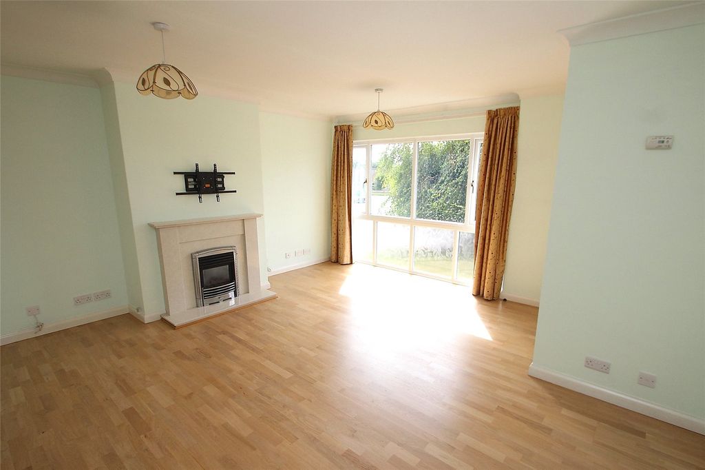 Property photo 2 of 14 Picture No. 20