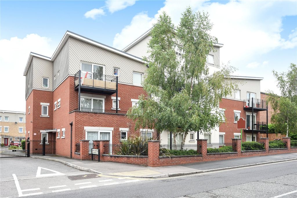 Property photo 1 of 10 Picture No. 05