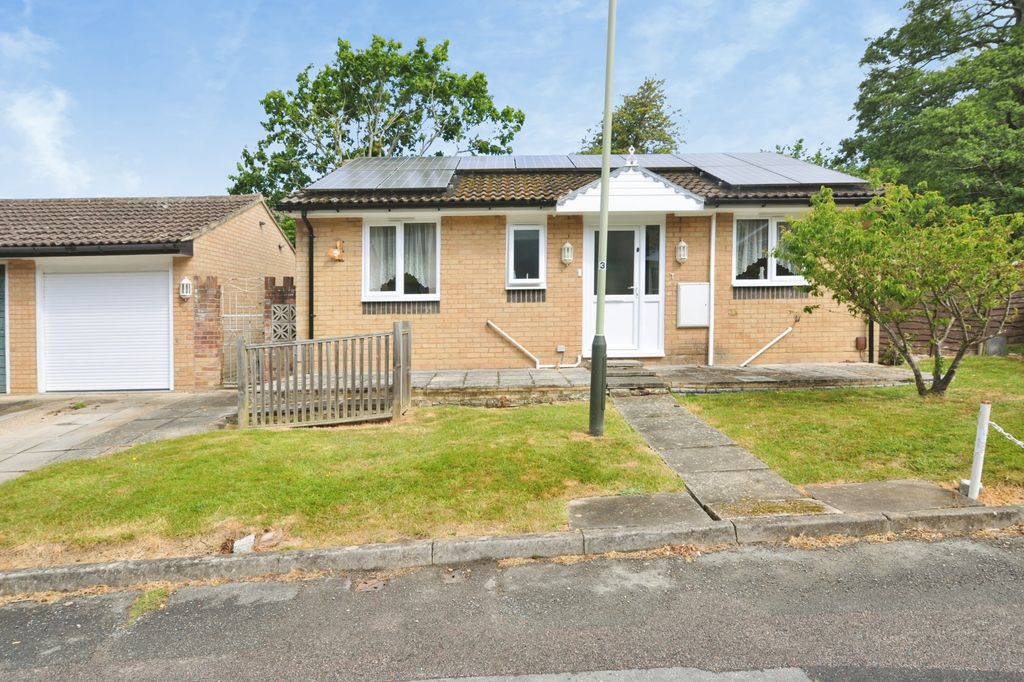 Property photo 1 of 20