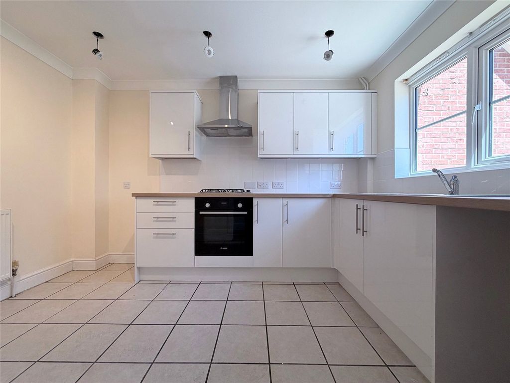 Property photo 3 of 16 Picture No. 34