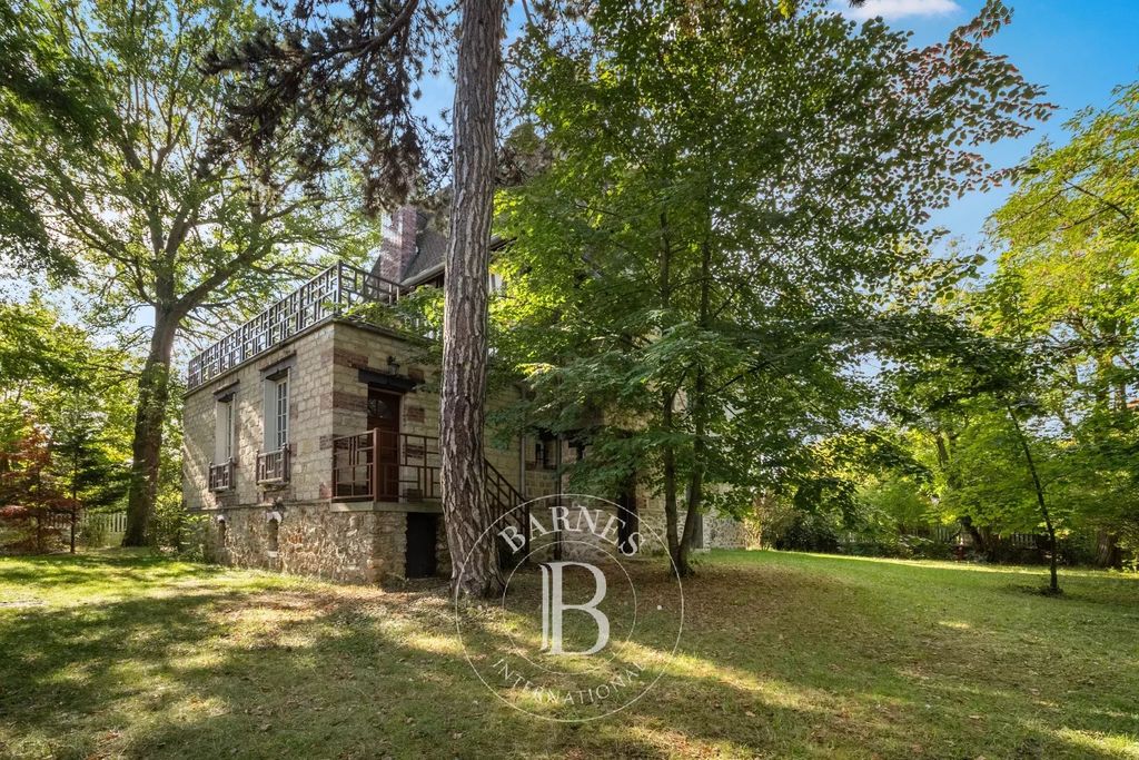 Property photo 1 of 20