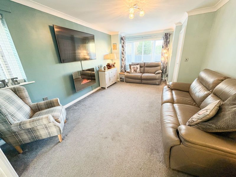 Property photo 2 of 16 Photo 12