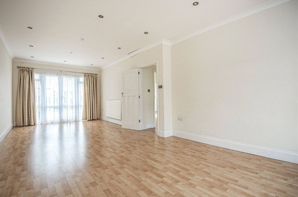 Property photo 2 of 10 Picture No. 10