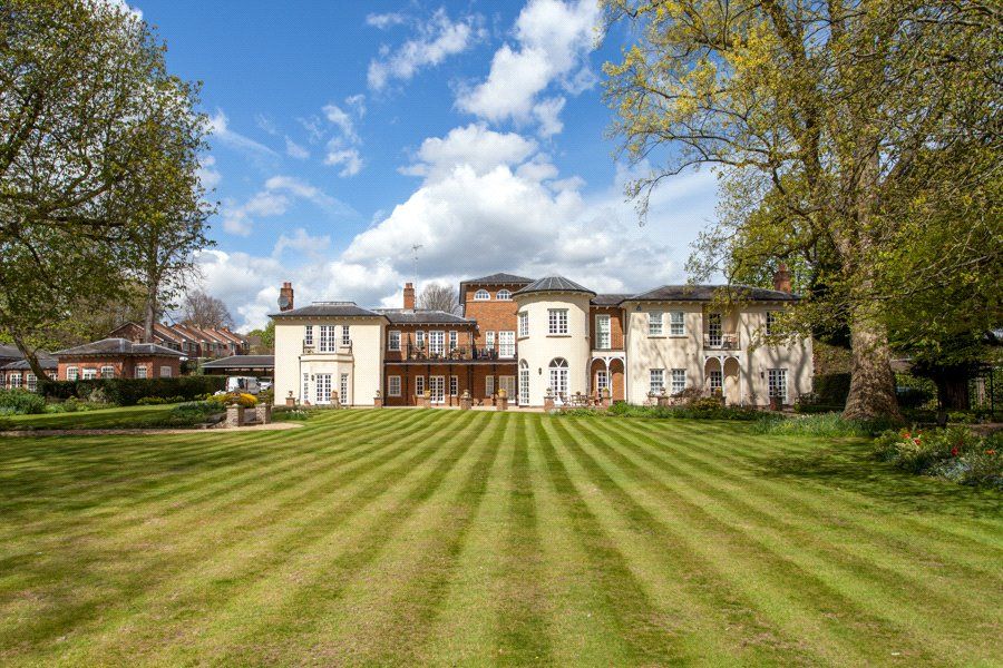 Property photo 1 of 17 Picture No. 01