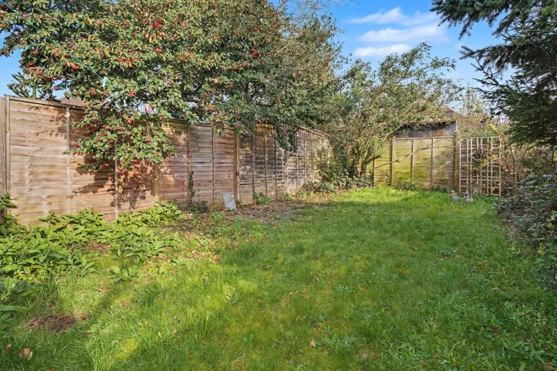 Property photo 3 of 13 Garden