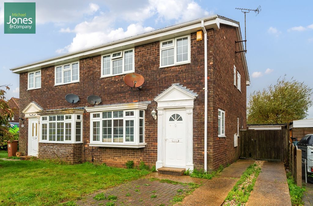 Property photo 1 of 16 External