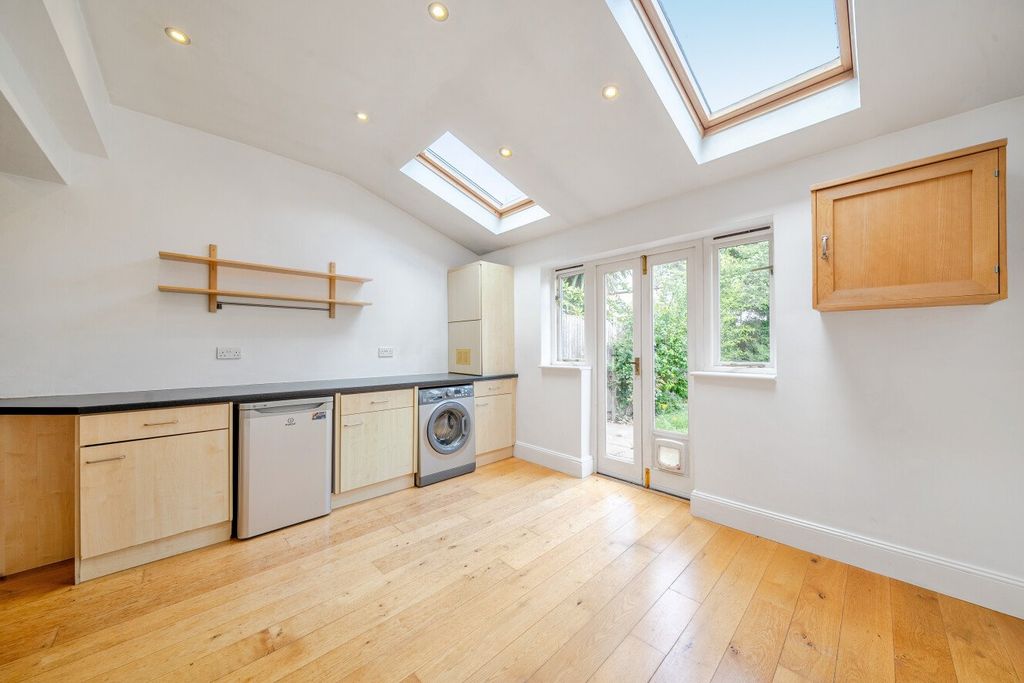 Property photo 2 of 14 Picture No. 26